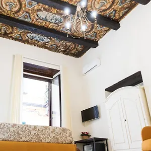 Maison d'hôtes La Maschera Di Pulcinella, Naples